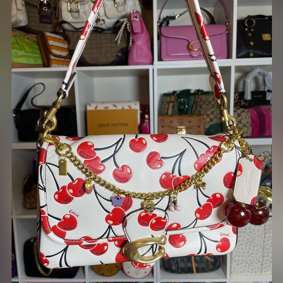 Coach Handbags - Coach Soft Tabby Shoulder Bag in Cherry Print 🍒